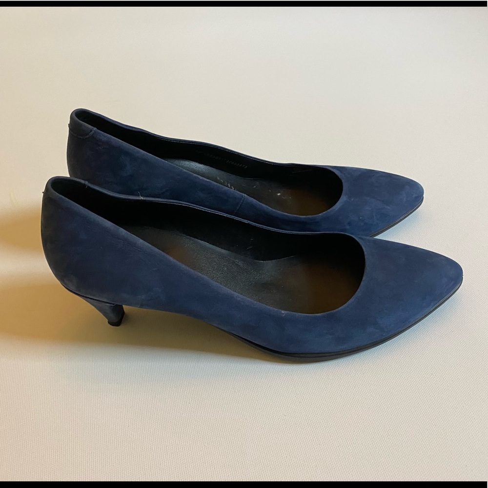 Ecco Navy Suede Kitten Heel Pumps 40